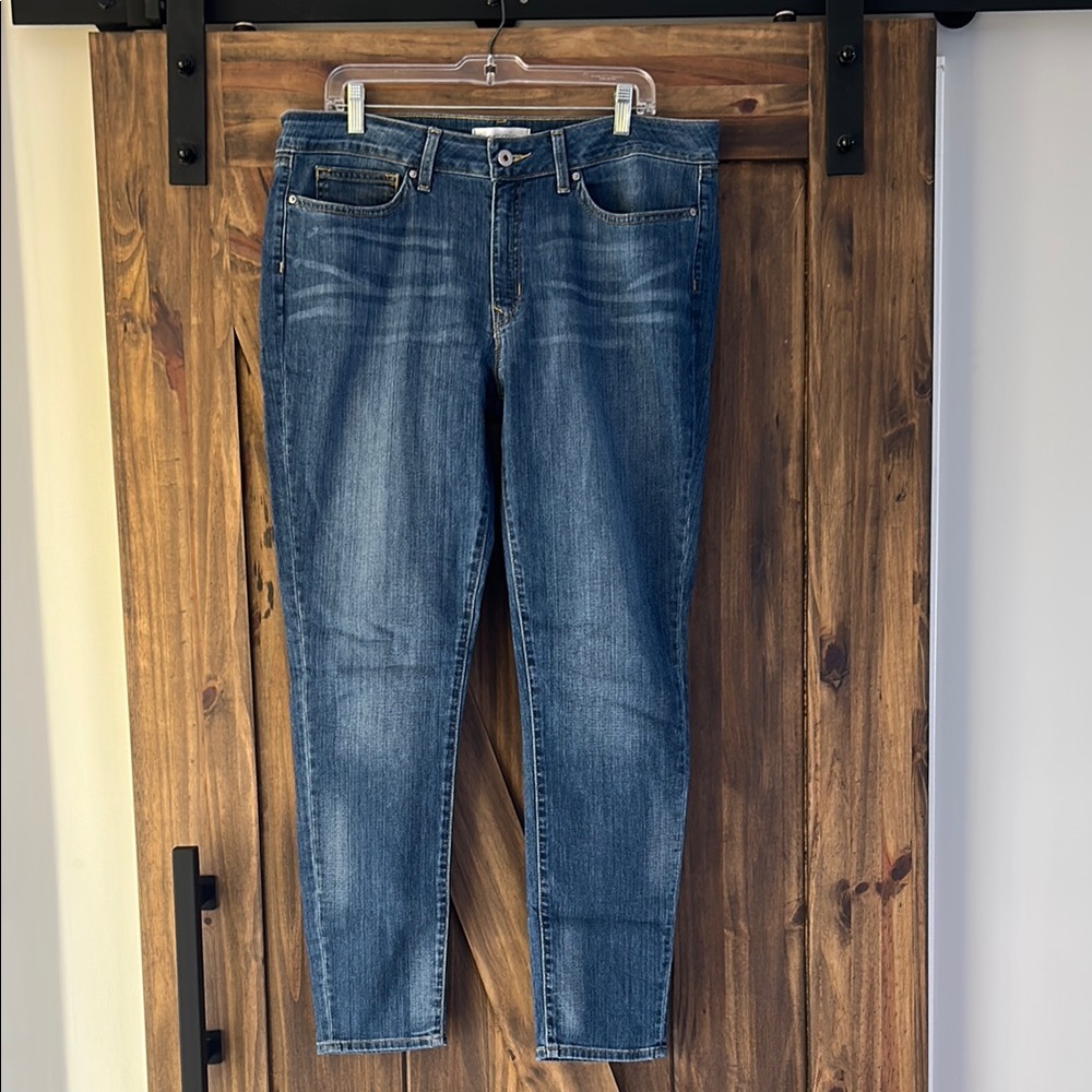 EUC Yummie Classic Blue Denim Jeans